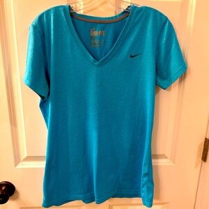 Women’s Nike Short Sleeve Dri-Fit Shirt Size Large